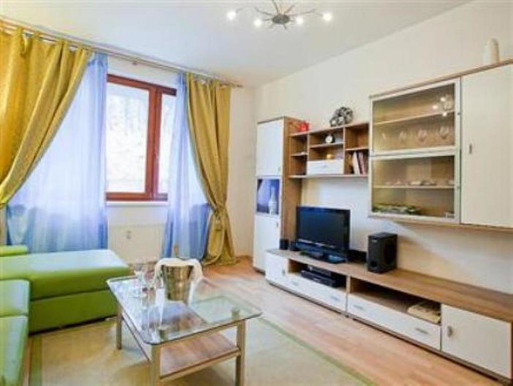 Apartment Smichov Prague Room photo